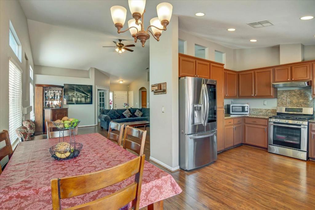 1093 Lambdin St, Manteca, CA 95336