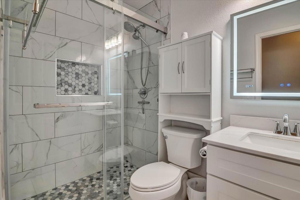 1093 Lambdin St, Manteca, CA 95336