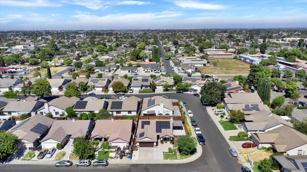 1093 Lambdin St, Manteca, CA 95336