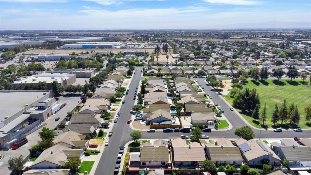 1093 Lambdin St, Manteca, CA 95336