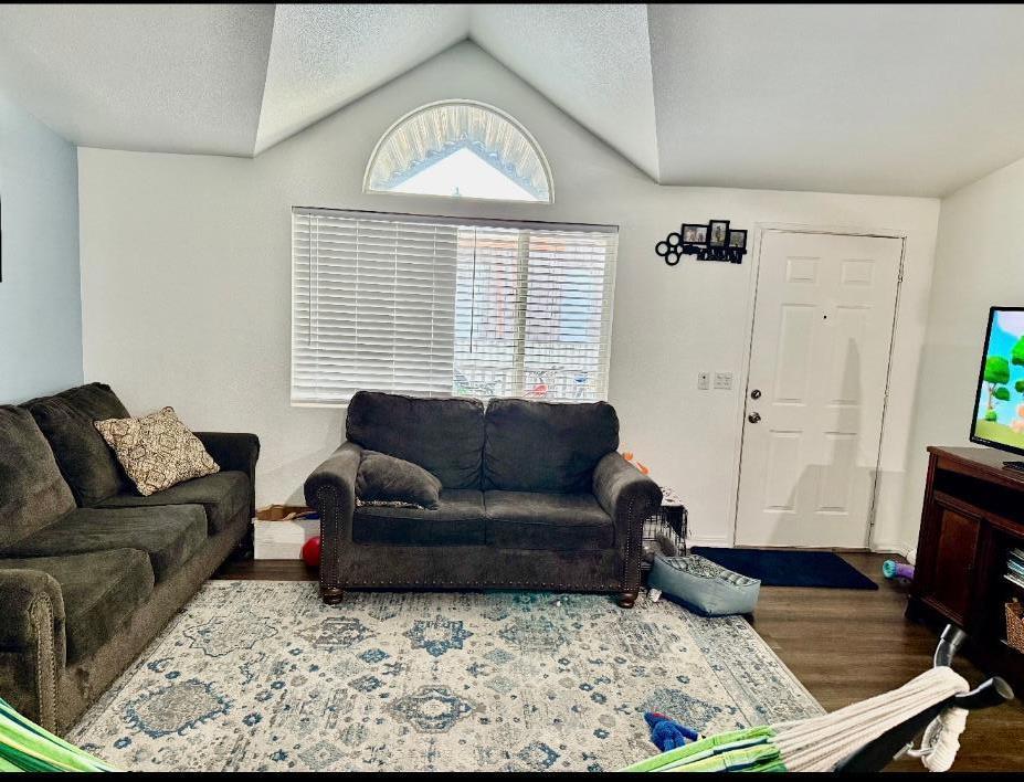 4837 Faith Home #136, Ceres, CA 95307