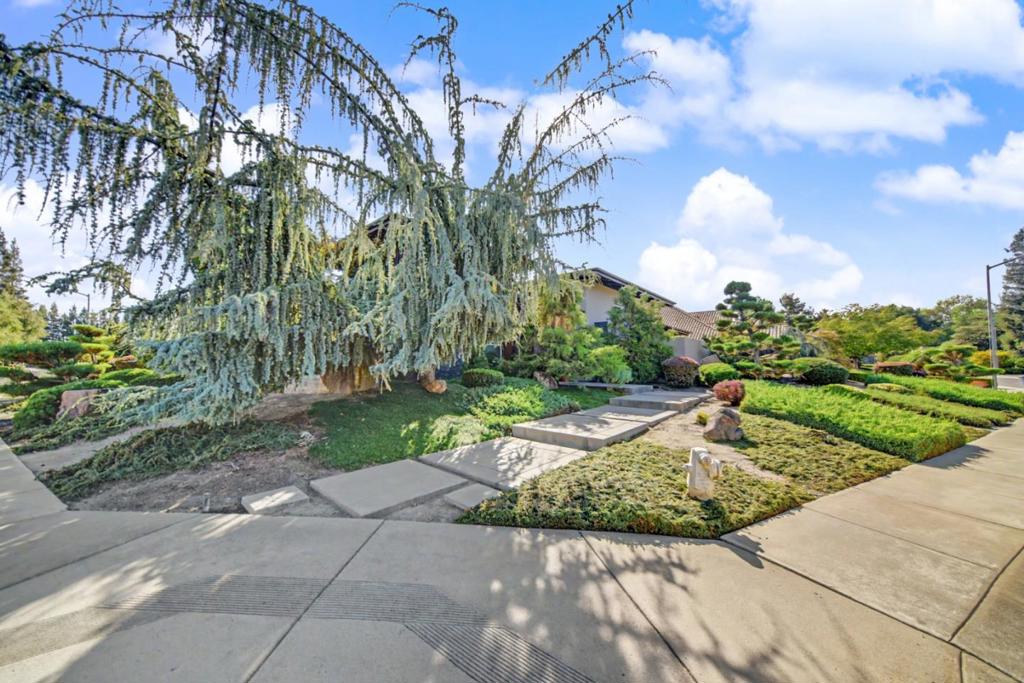 7434 River Nine Dr, Modesto, CA 95356