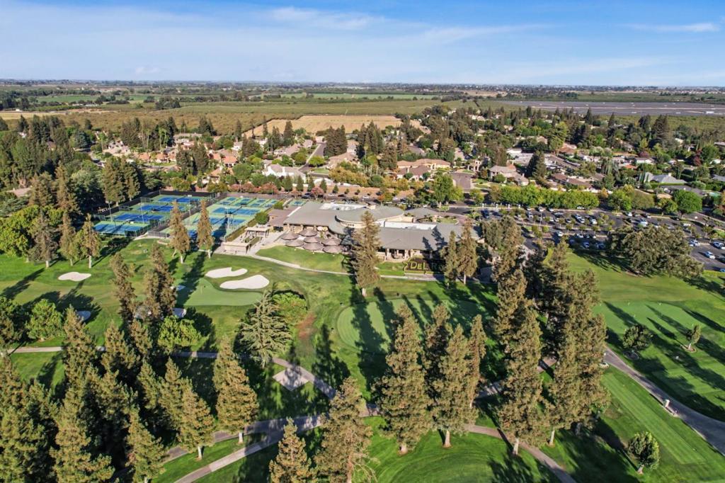 7434 River Nine Dr, Modesto, CA 95356