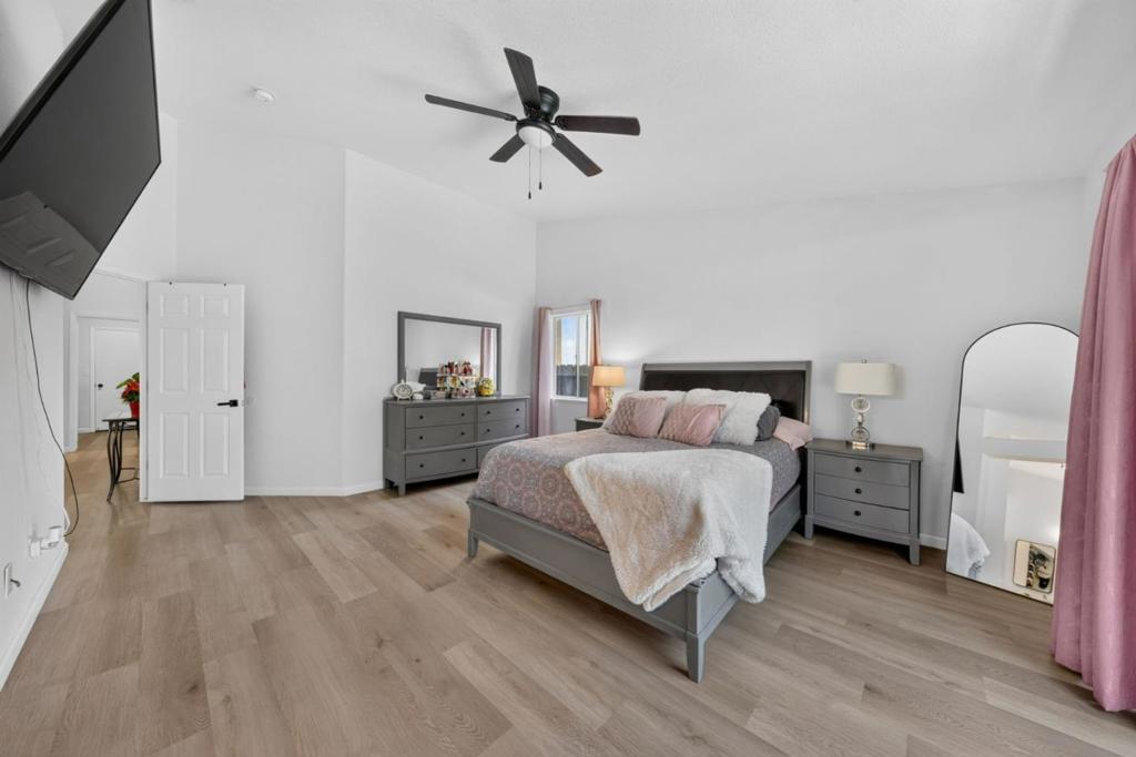 Open Photo
