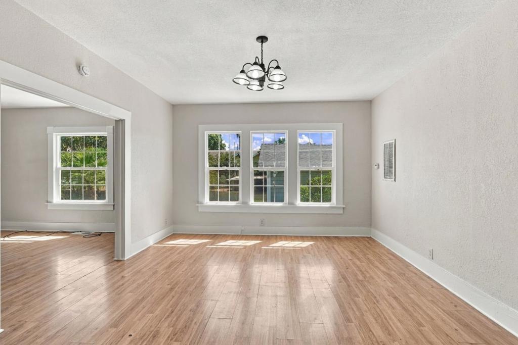 307 West Ave, Gustine, CA 95322