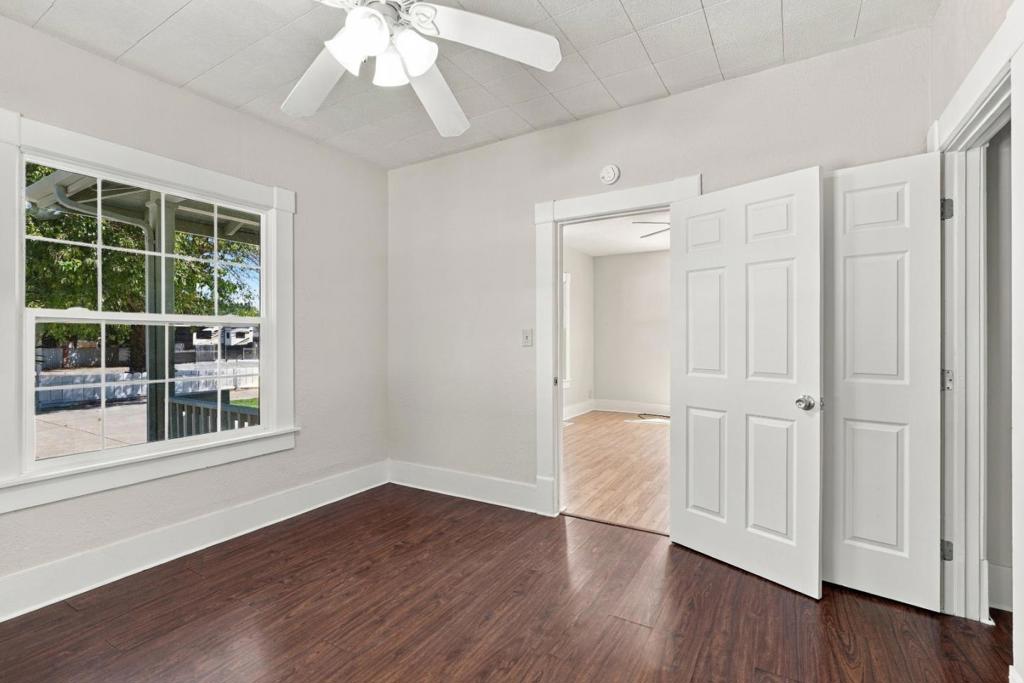 307 West Ave, Gustine, CA 95322