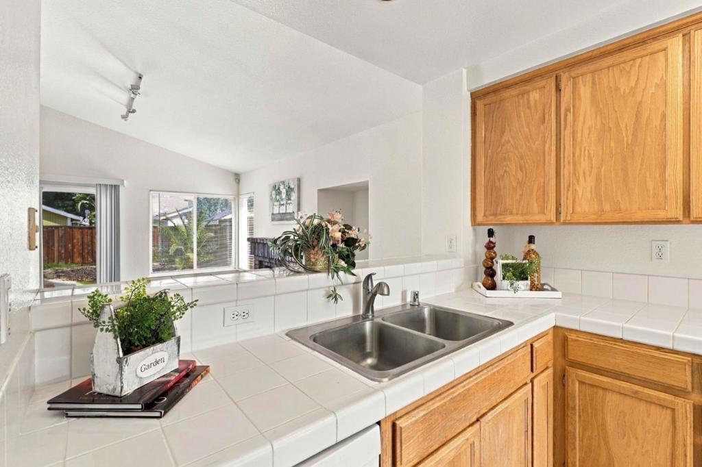 2102 Homecoming Way, Brentwood (CC), CA 94513