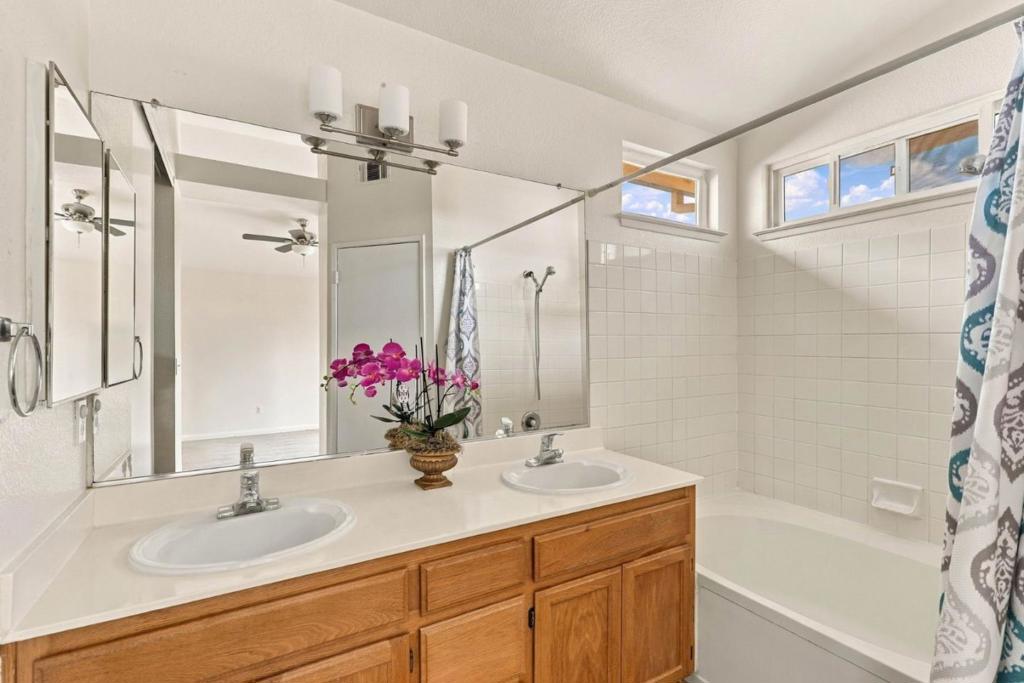 2102 Homecoming Way, Brentwood (CC), CA 94513