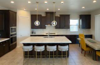 2635 Gantry Dr, Manteca, CA 95337