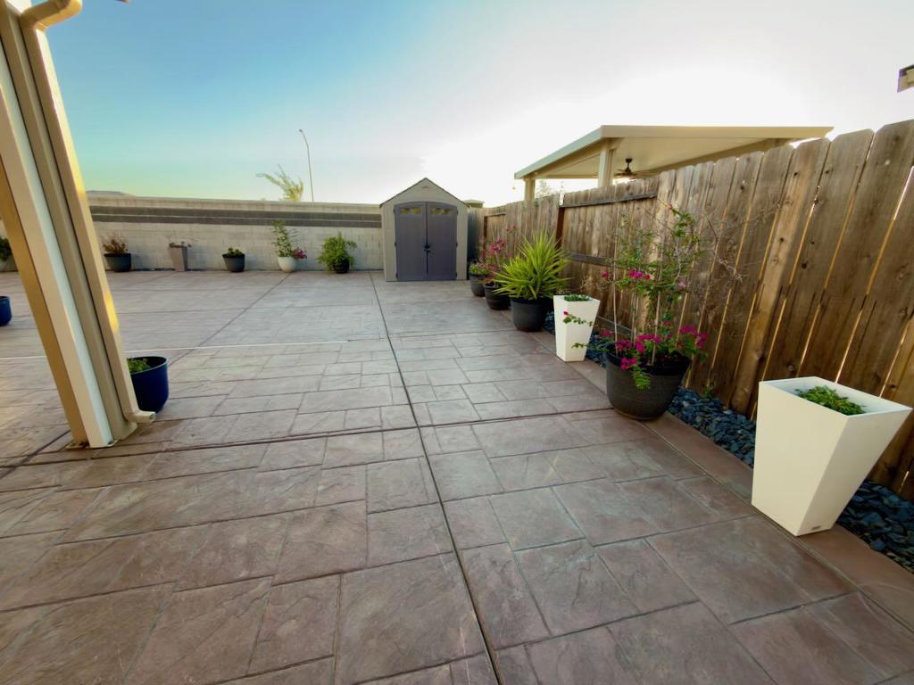 2635 Gantry Dr, Manteca, CA 95337