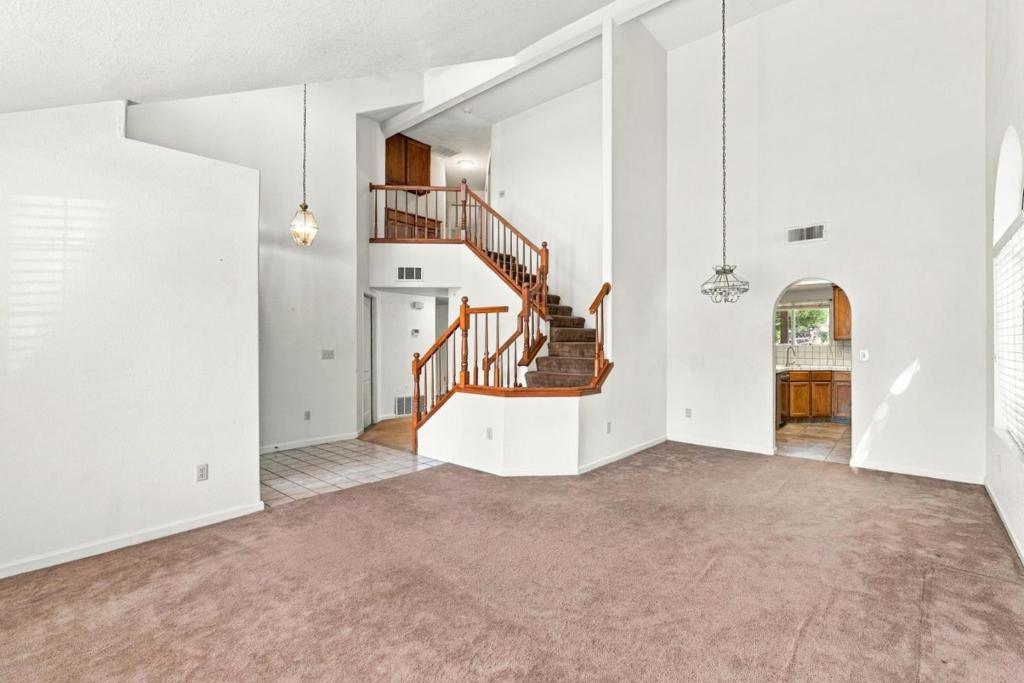 1014 Neal St, Los Banos, CA 93635
