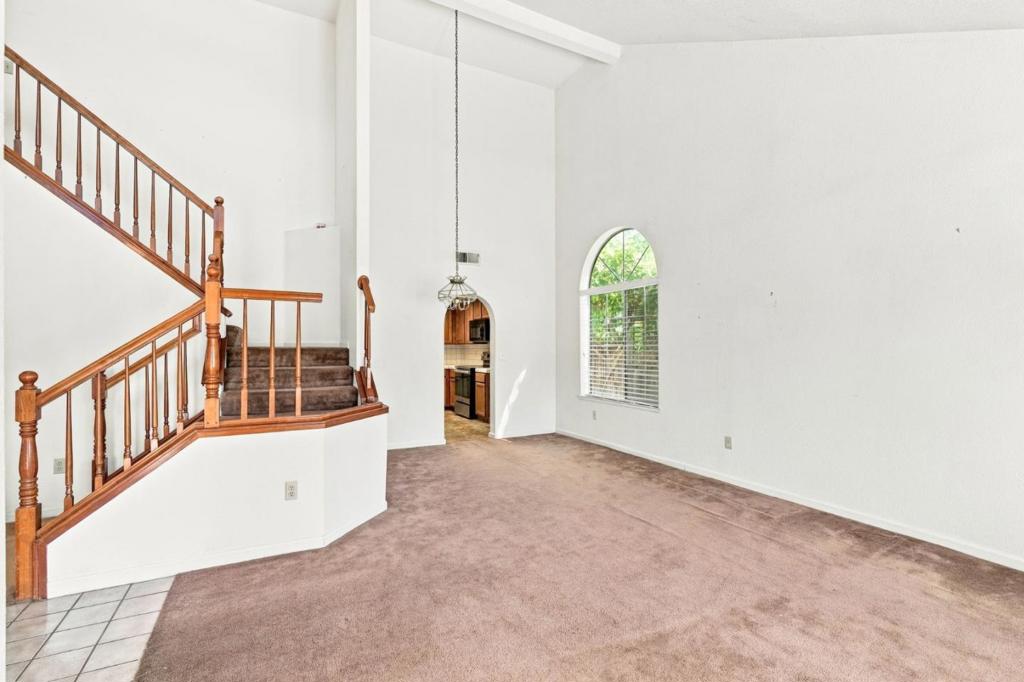 1014 Neal St, Los Banos, CA 93635