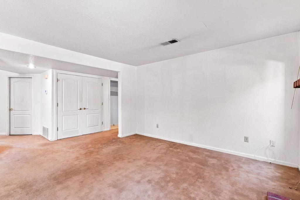 1014 Neal St, Los Banos, CA 93635