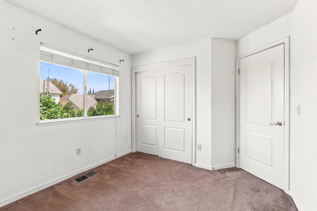 1014 Neal St, Los Banos, CA 93635