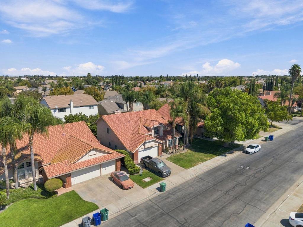 1014 Neal St, Los Banos, CA 93635