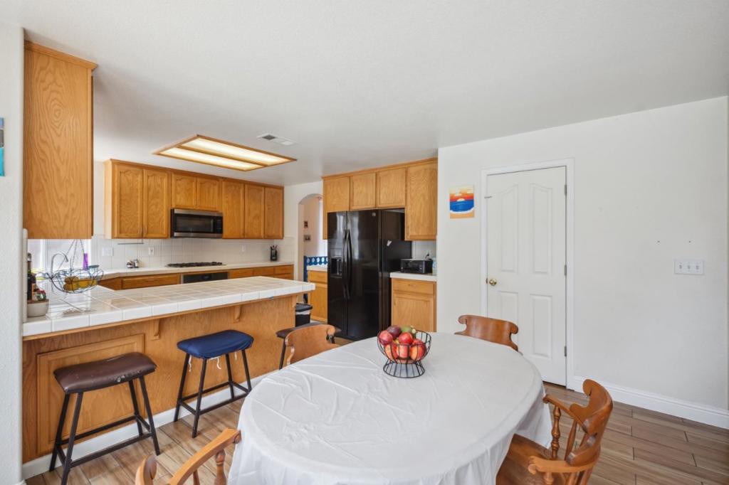 1009 Garden St, Los Banos, CA 93635