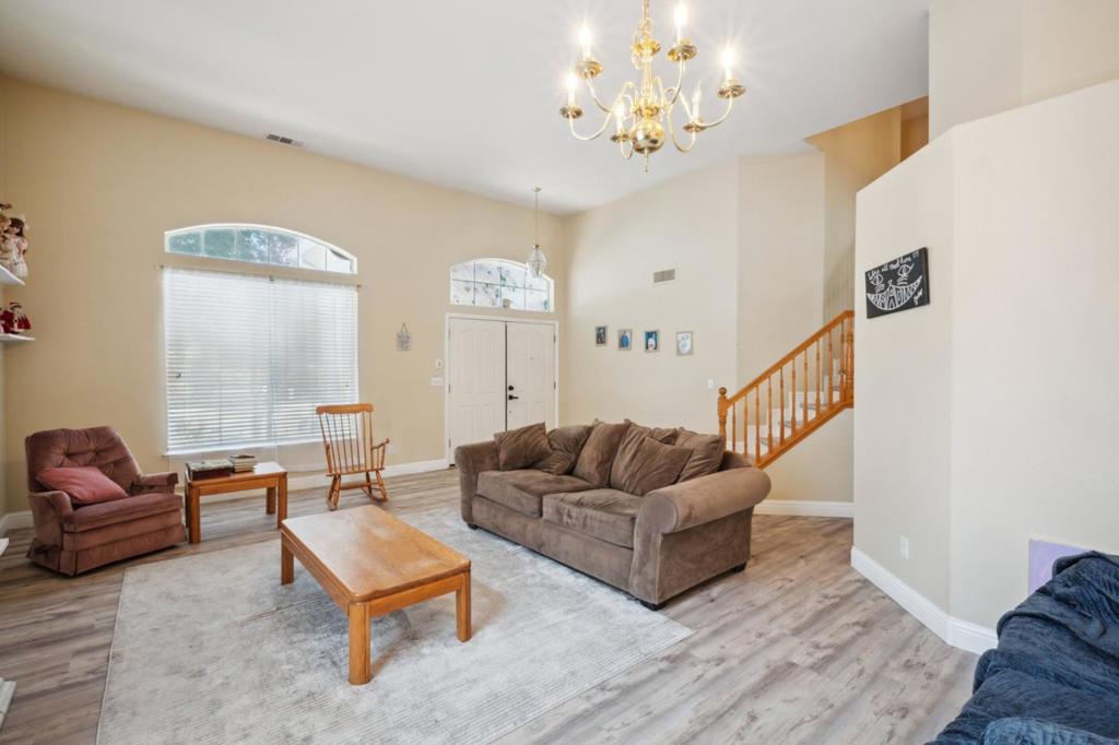 1009 Garden St, Los Banos, CA 93635