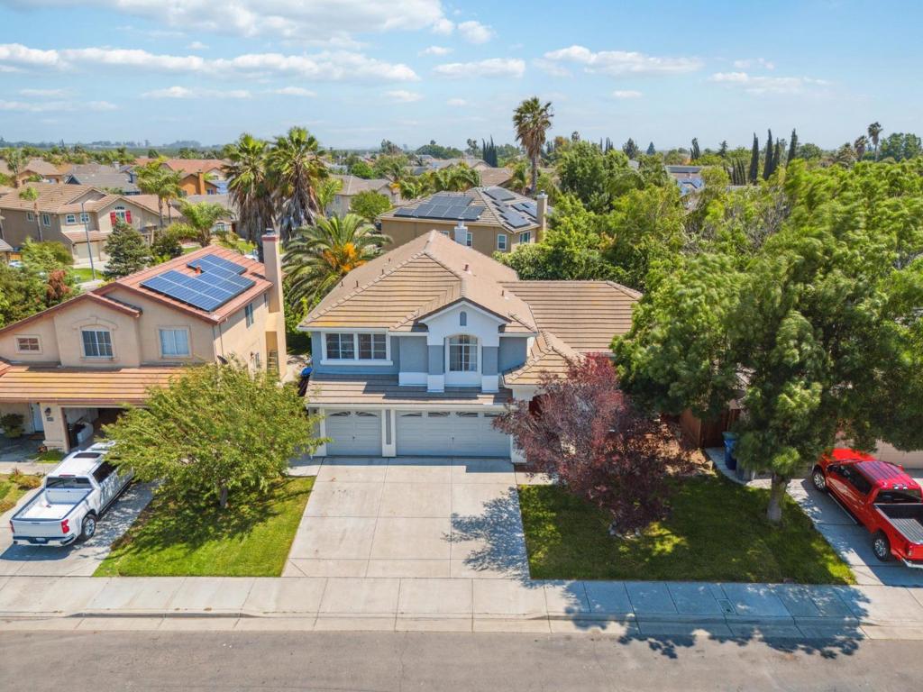 1009 Garden St, Los Banos, CA 93635