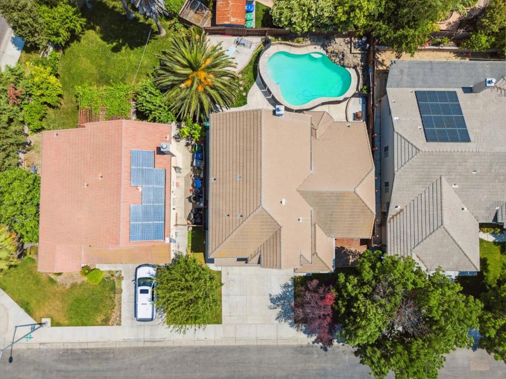 1009 Garden St, Los Banos, CA 93635