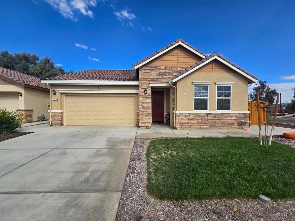 1948 Mastrangelo St, Los Banos, CA 93635