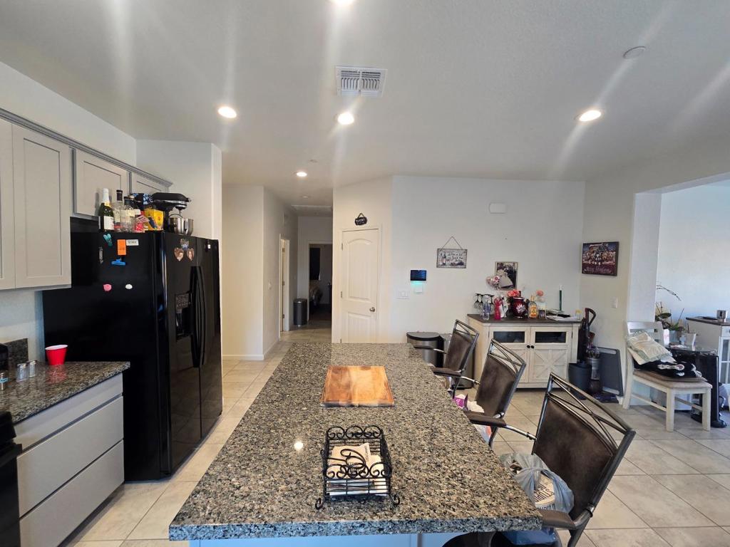 1948 Mastrangelo St, Los Banos, CA 93635