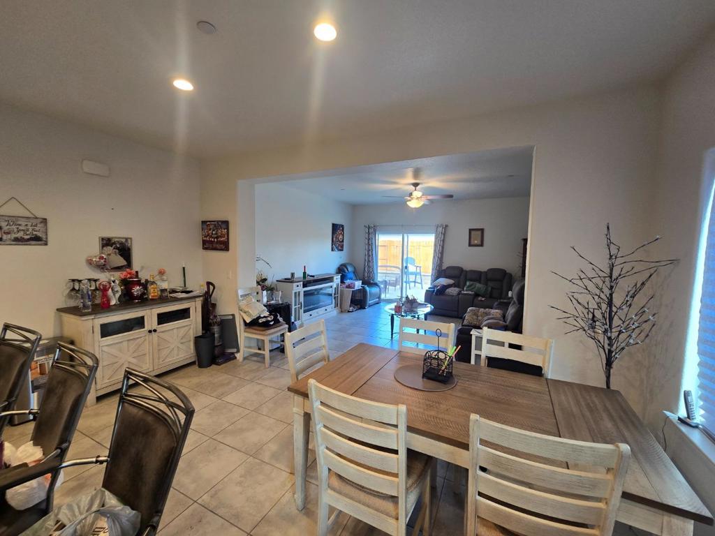 1948 Mastrangelo St, Los Banos, CA 93635