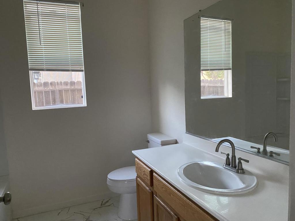 331 Durer Dr, Patterson, CA 95363
