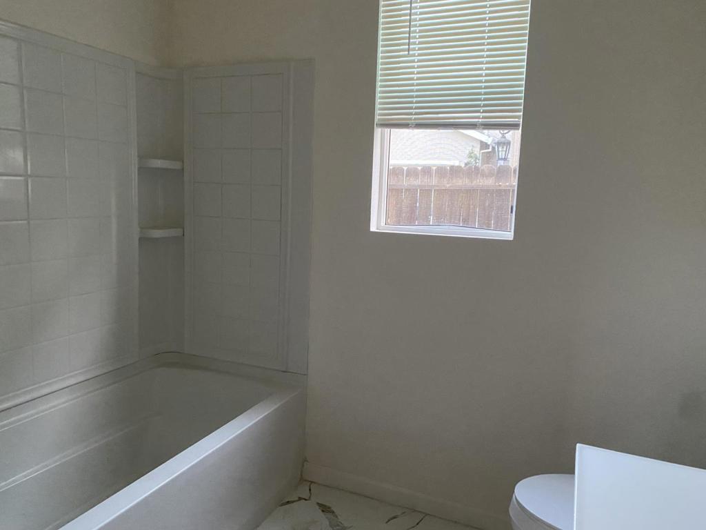 331 Durer Dr, Patterson, CA 95363