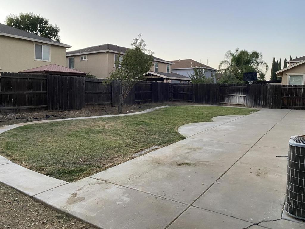 331 Durer Dr, Patterson, CA 95363