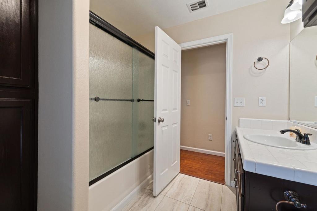 5309 N Contessa Ave, Fresno, CA 93723