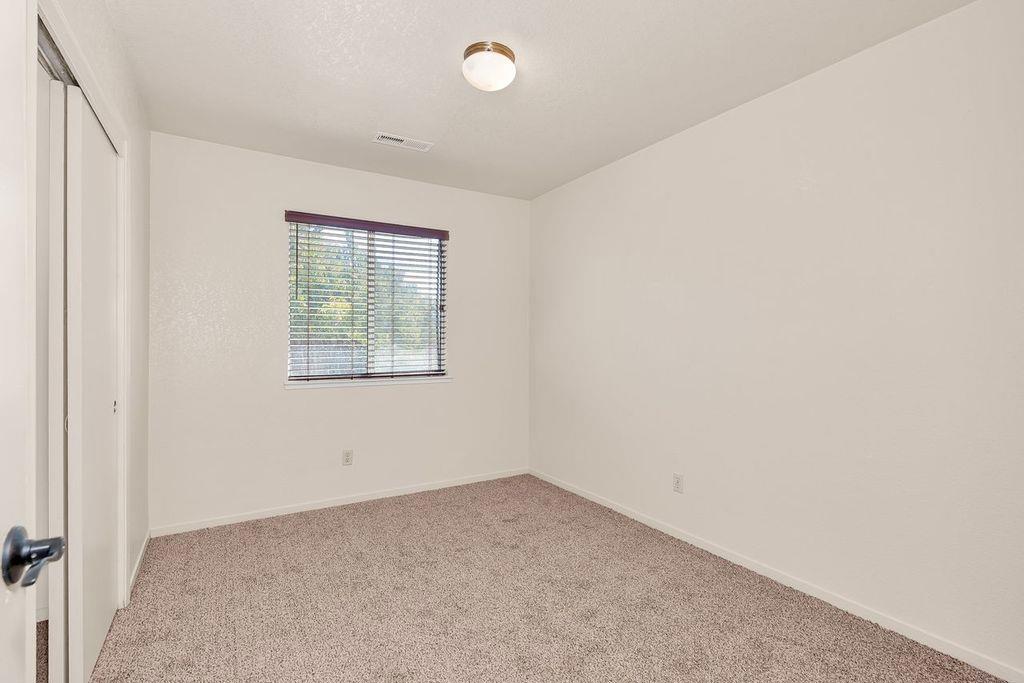108 Friggs Ct, Los Banos, CA 93635