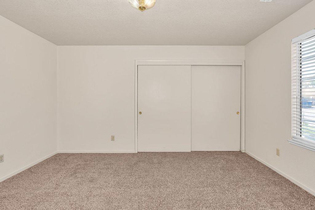 108 Friggs Ct, Los Banos, CA 93635