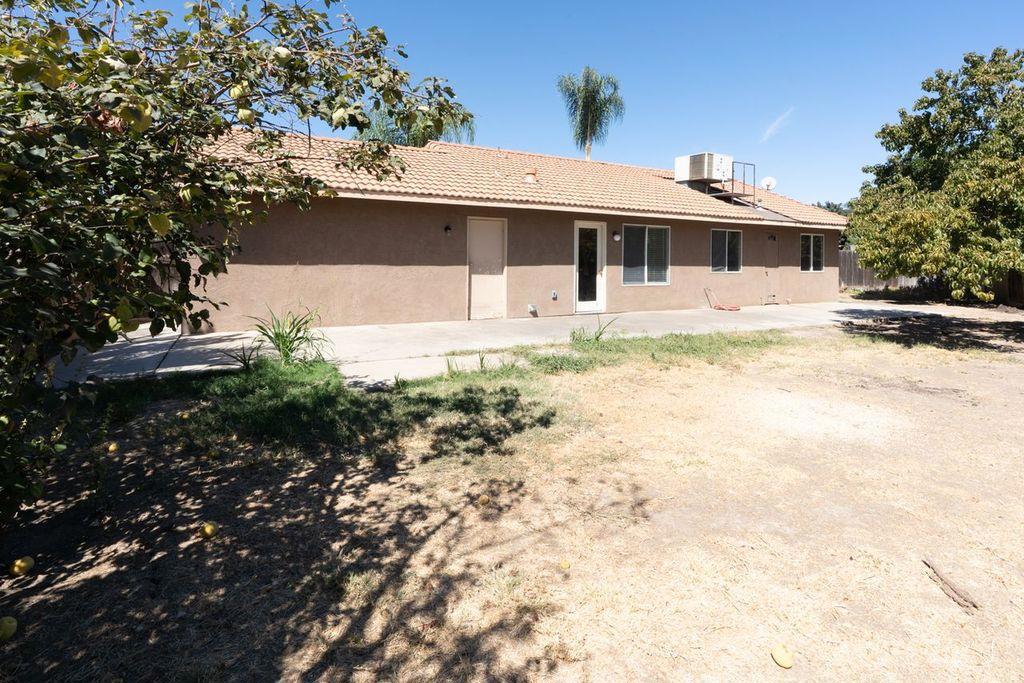 108 Friggs Ct, Los Banos, CA 93635