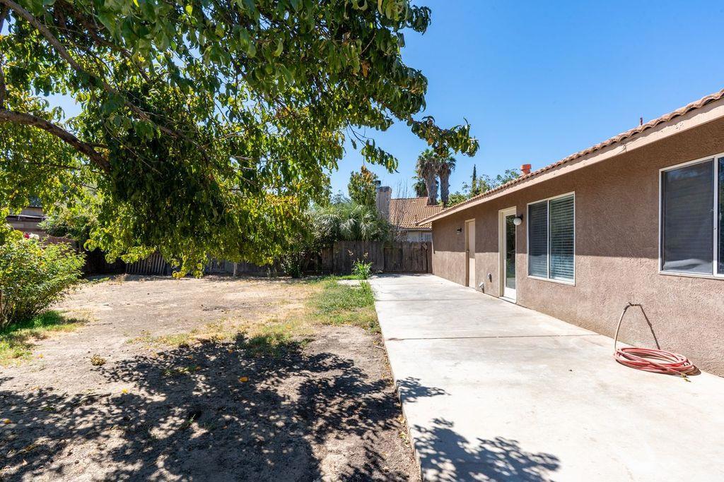 108 Friggs Ct, Los Banos, CA 93635
