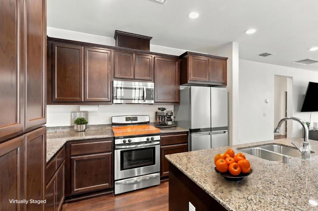 844 Castellona Dr, Newman, CA 95360