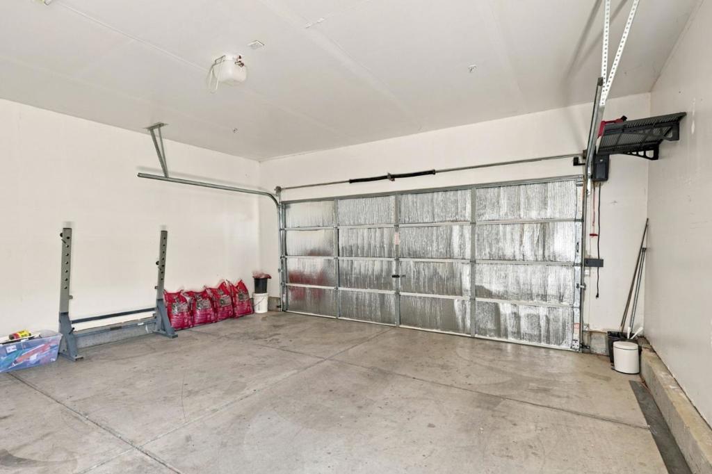 844 Castellona Dr, Newman, CA 95360