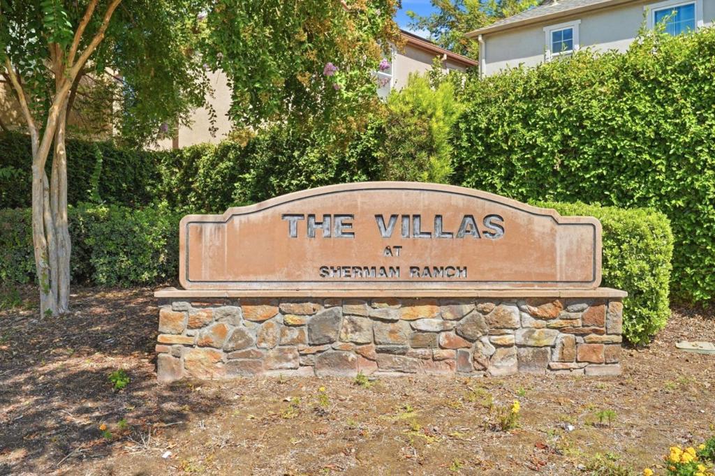 844 Castellona Dr, Newman, CA 95360