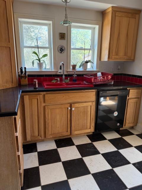 9537 Wamble Rd, Oakdale, CA 95361