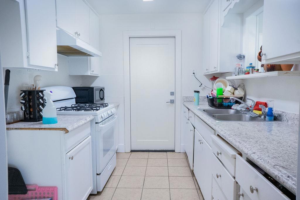 1569 Normandy Dr, Modesto, CA 95351