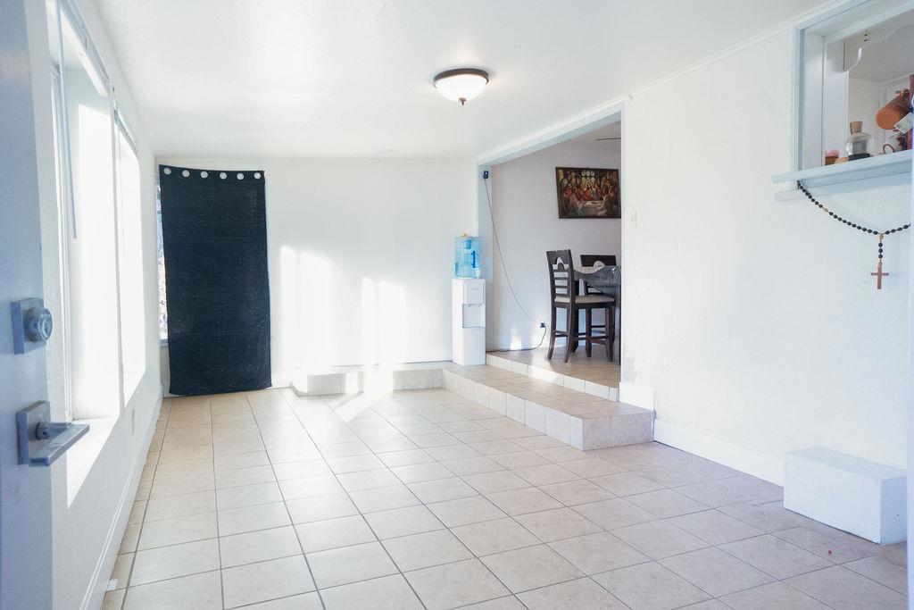 1569 Normandy Dr, Modesto, CA 95351