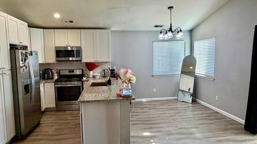1616 Ironside Dr, Modesto, CA 95358