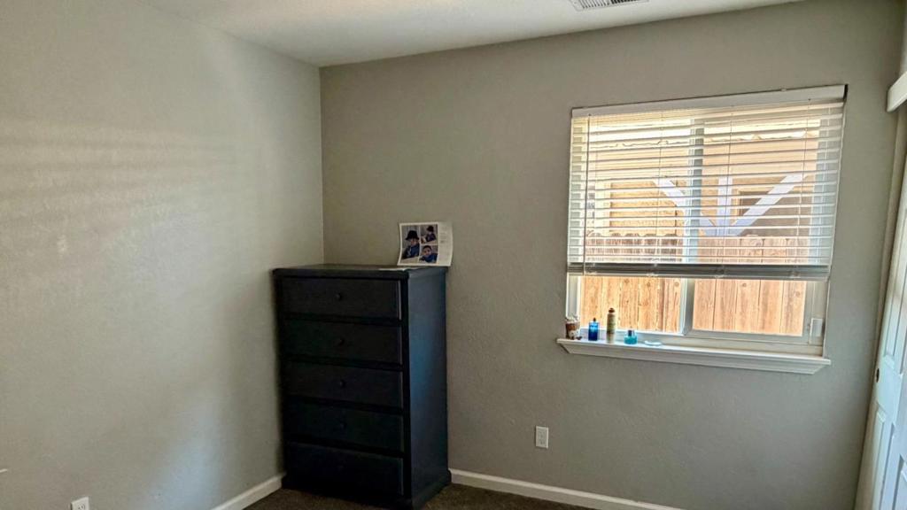 1616 Ironside Dr, Modesto, CA 95358