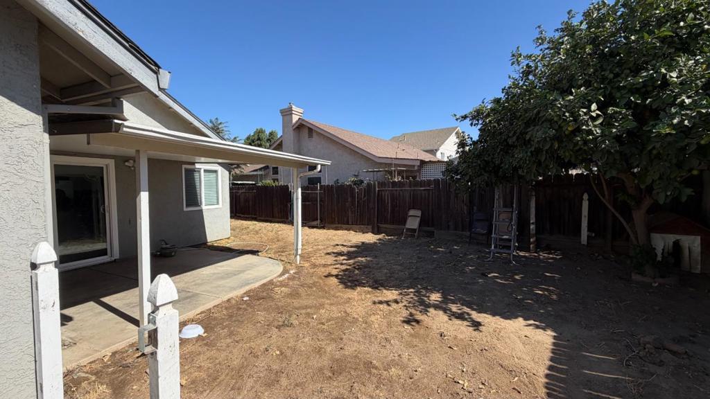 1616 Ironside Dr, Modesto, CA 95358
