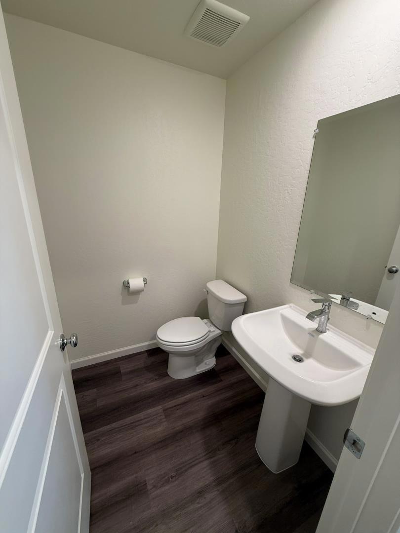 404 Rice Way, Los Banos, CA 93635