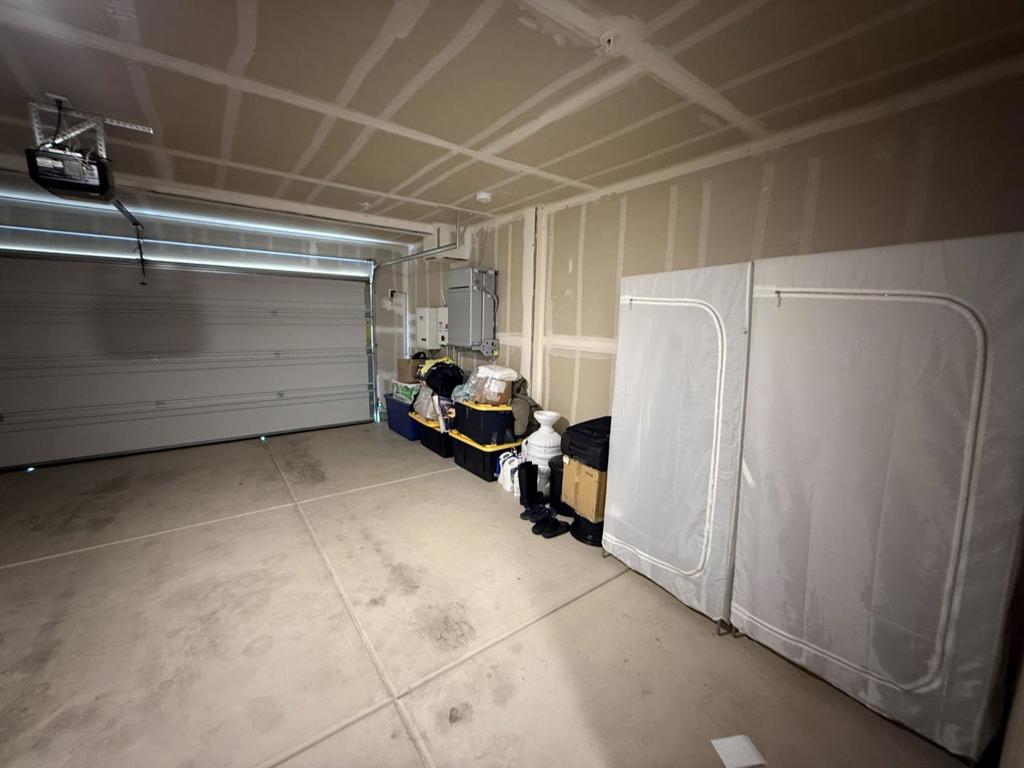 404 Rice Way, Los Banos, CA 93635