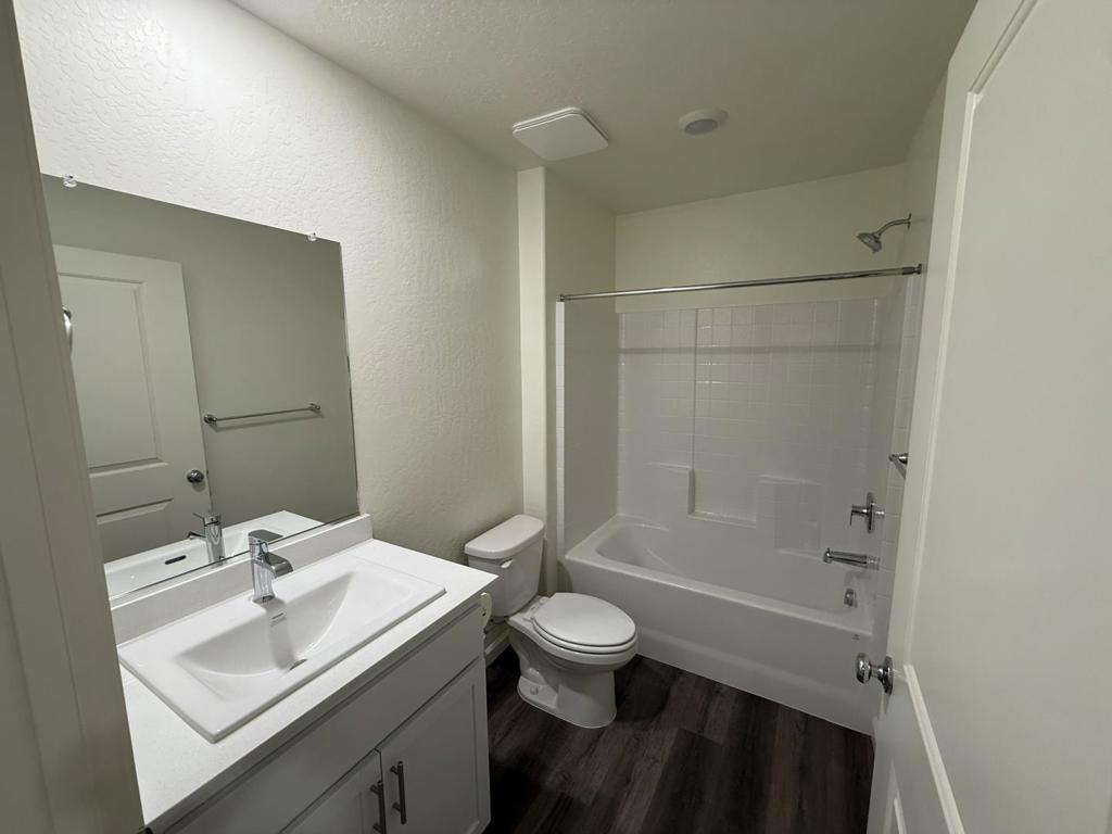 404 Rice Way, Los Banos, CA 93635