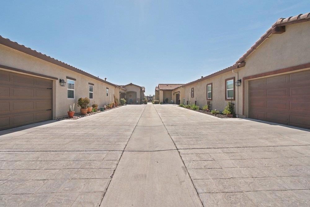863 Fritz Dr, Los Banos, CA 93635