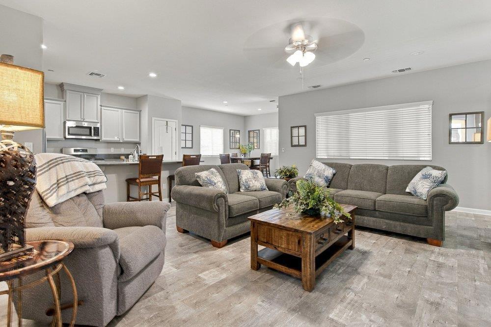 863 Fritz Dr, Los Banos, CA 93635