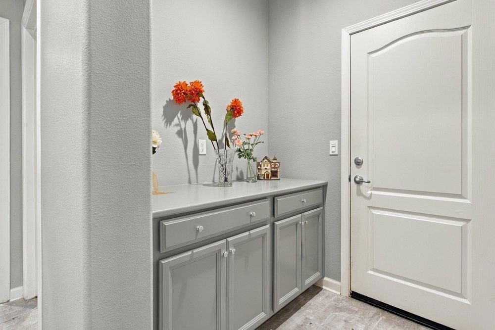 863 Fritz Dr, Los Banos, CA 93635