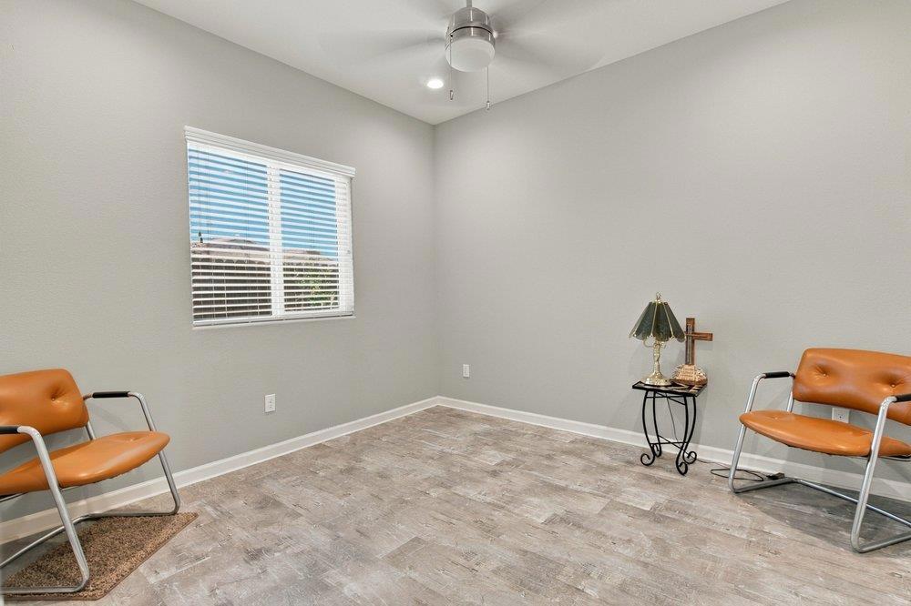 863 Fritz Dr, Los Banos, CA 93635